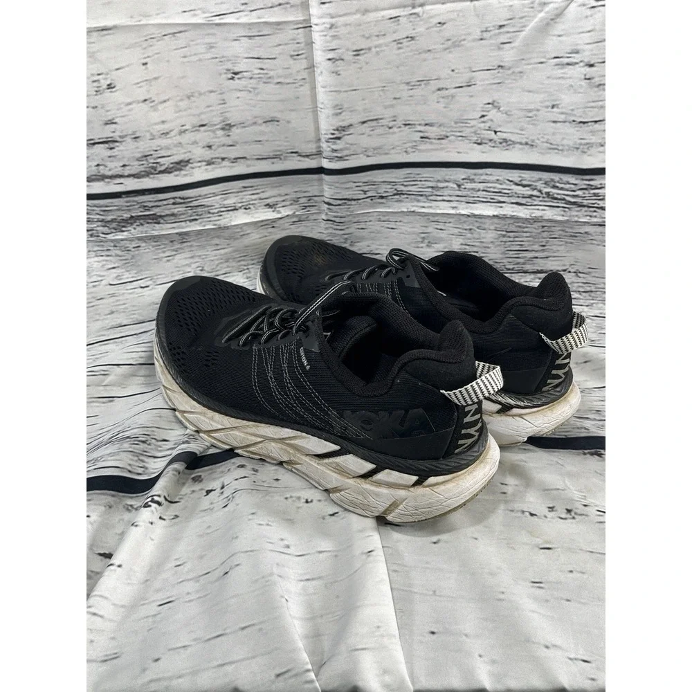 Size 9 - Hoka One One Clifton 6 Black - 1102873-BWHT‎ Used Fair Condition